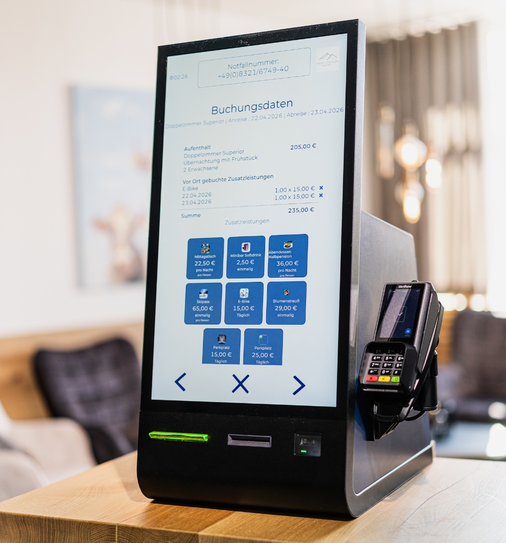 SoftTec Indoor Checkin-Kiosk – elegant im Eingangsbereich