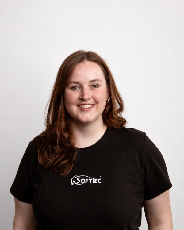 Julia Pommer, Marketing Managerin bei SoftTec