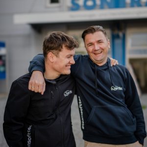 Das SoftTec Team am Firmensitz in Sonthofen im Allgäu