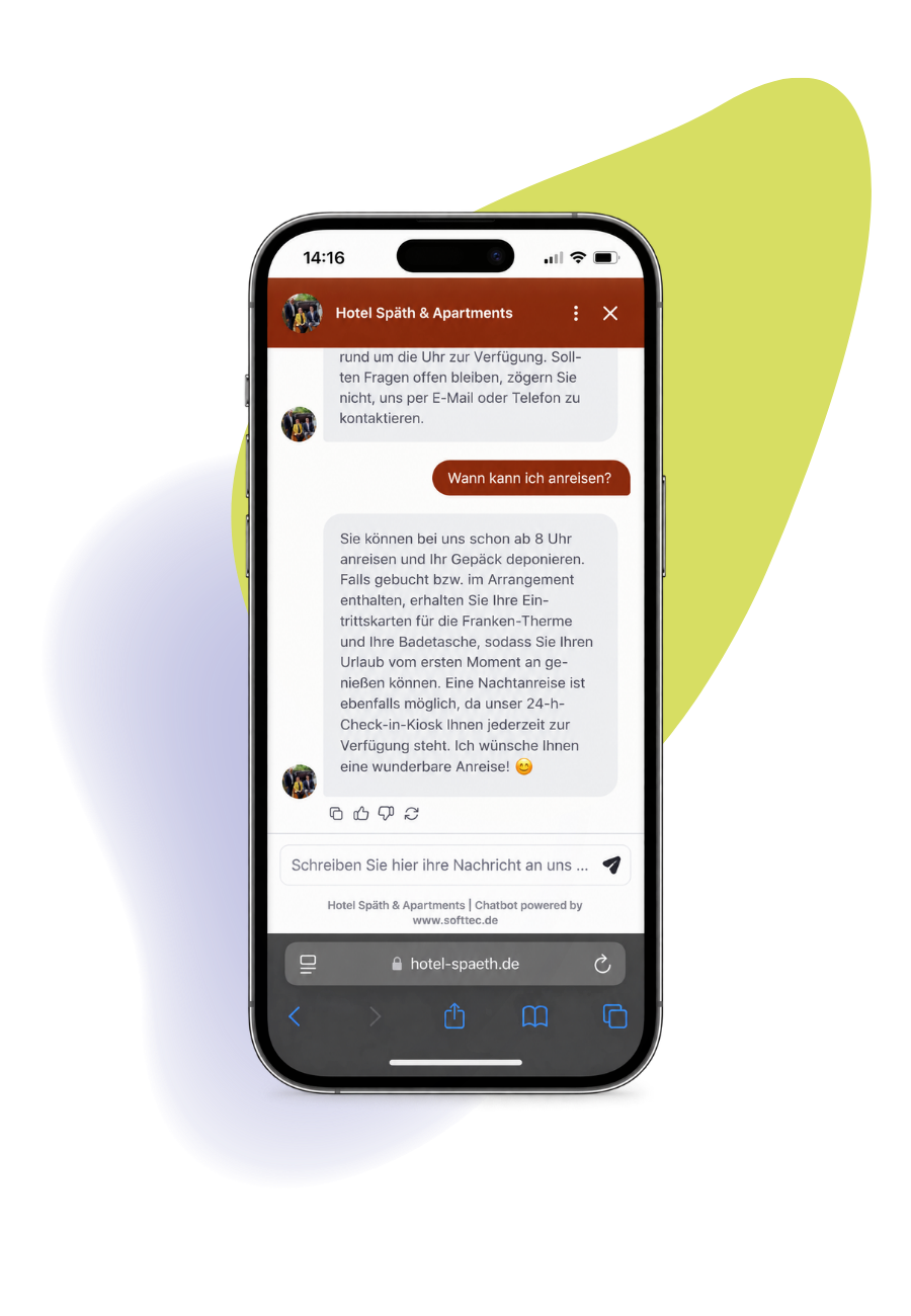 SoftTec Chatbot beantwortet auf dem Smartphone eine Gästefrage zur Anreise