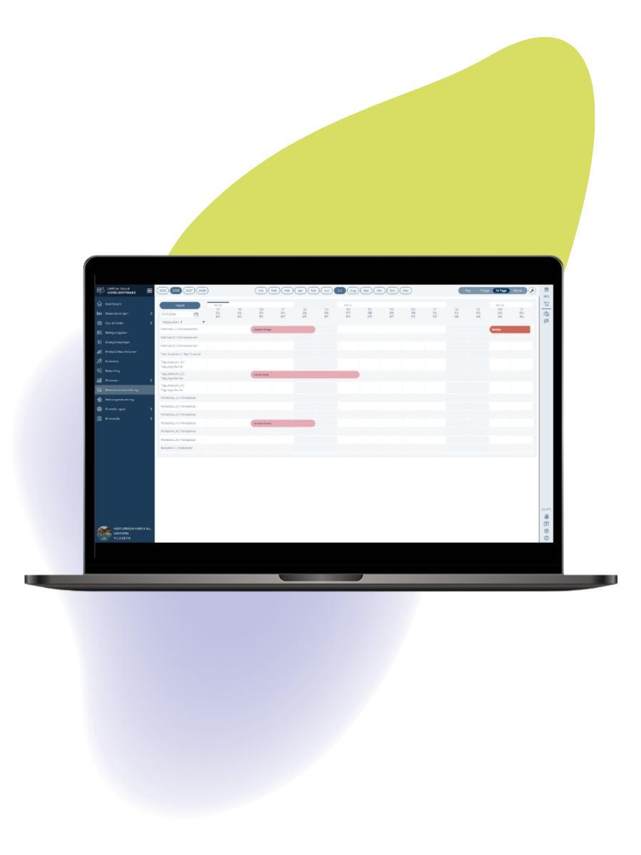 Die Ressourcenverwaltung der SoftTec Cloud Hotelsoftware mit dem Ressourcenbelegungsplan auf einem Laptop
